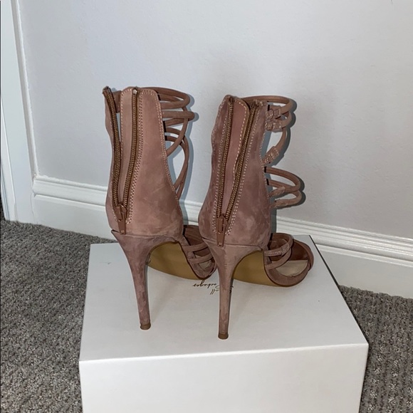 Steve Madden Strappy Suede Nude Sandal - Picture 3 of 4